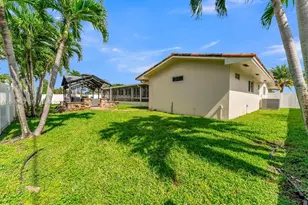 4812 Van Buren St, Hollywood, FL 33021 - Photo 8