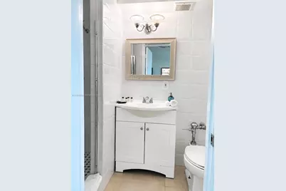 5445 Collins Ave #CU26, Miami Beach, FL 33140 - Photo 8