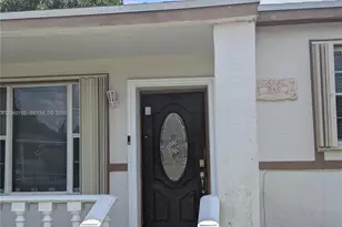 560 NW 184th Terrace, Miami Gardens, FL 33169 - Photo 4