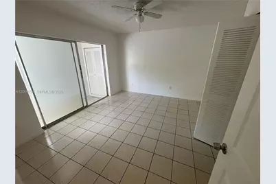 7841 Johnson St #212, Pembroke Pines, FL 33024 - Photo 6