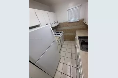 7841 Johnson St #212, Pembroke Pines, FL 33024 - Photo 2