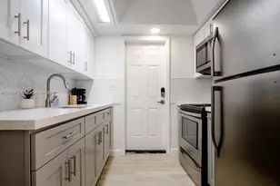 2160 NW 18th Terrace, Miami, FL 33125 - Photo 14
