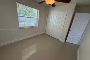 432 Lakeside Dr, Margate, FL 33063 - Photo 12