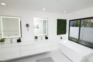 201 Holiday Dr, Hallandale Beach, FL 33009 - Photo 32