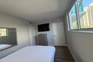 19370 Collins Ave, Sunny Isles Beach, FL 33160 - Photo 10