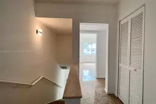 8460 NW 4th Ct, Miami, FL 33150 - Photo 8