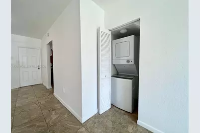8460 NW 4th Ct #8460, Miami, FL 33150 - Photo 4