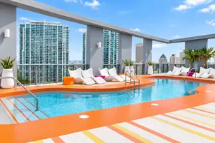 31 SE 6th St, Miami, FL 33131 - Photo 8