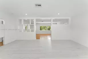 4724 Orduna Dr, Coral Gables, FL 33146 - Photo 10