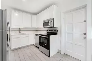 4724 Orduna Dr, Coral Gables, FL 33146 - Photo 12