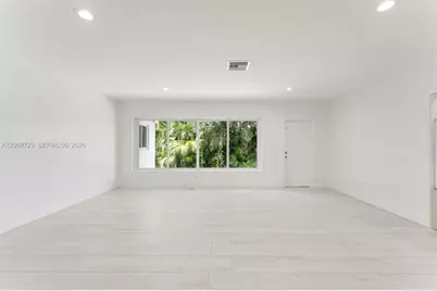 4724 Orduna Dr, Coral Gables, FL 33146 - Photo 8