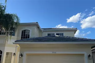 19351 SW 61st St, Pembroke Pines, FL 33332 - Photo 4