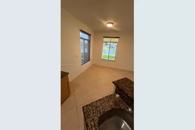 19351 SW 61st St #19351, Pembroke Pines, FL 33332 - Photo 16