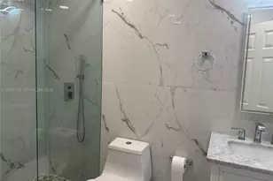 1051 SW 99th Ave, Pembroke Pines, FL 33025 - Photo 22