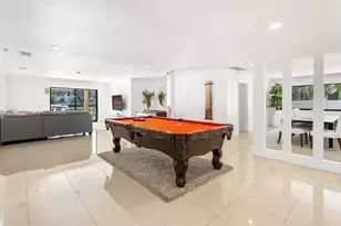 437 Holiday Dr, Hallandale Beach, FL 33009 - Photo 10
