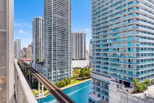 690 SW 1st Ct, Miami, FL 33130 - Photo 14