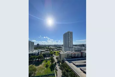 1900 N Bayshore Dr #1618, Miami, FL 33132 - Photo 2