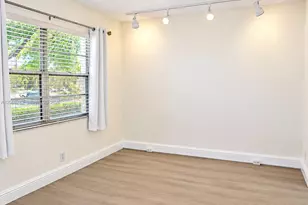 500 SW 130th Terrace, Pembroke Pines, FL 33027 - Photo 6