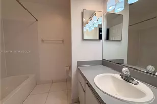 4004 SW 68th Ln, Miramar, FL 33023 - Photo 12