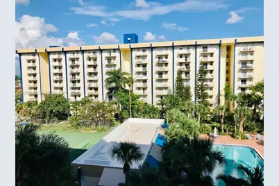 4550 NW 9th St #605E, Miami, FL 33126 - Photo 18