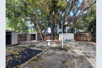 5731 NW 6th Ave, Miami, FL 33127 - Photo 14