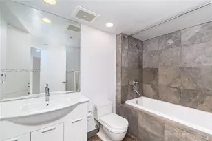 475 Brickell Ave, Miami, FL 33131 - Photo 14
