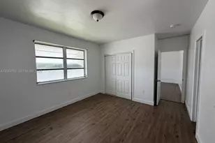 890 NW 55th St, Miami, FL 33127 - Photo 8