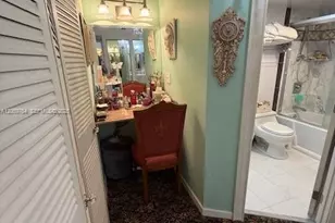 20505 E Country Club Dr, Aventura, FL 33180 - Photo 14