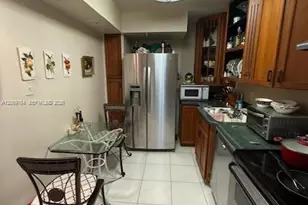 20505 E Country Club Dr, Aventura, FL 33180 - Photo 8