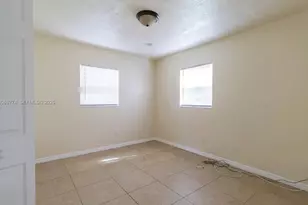 708 N 14th St, Fort Pierce, FL 34950 - Photo 4