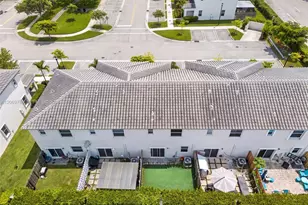 1586 SE 27th Terrace, Homestead, FL 33035 - Photo 8
