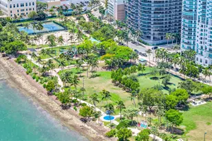 1800 N Bayshore Dr, Miami, FL 33132 - Photo 4