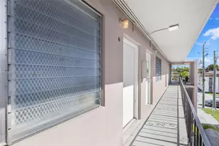 126 SW 18th Ave, Miami, FL 33135 - Photo 14