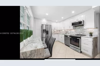 806 Cypress Grove Ln #403, Pompano Beach, FL 33069 - Photo 12