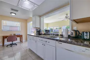 4712 NW 47th Terrace, Tamarac, FL 33319 - Photo 12