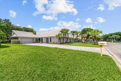9220 NW 15th St, Coral Springs, FL 33071 - Photo 14