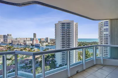 21205 Yacht Club Dr #2310, Aventura, FL 33180 - Photo 30