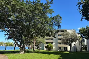 10090 NW 80th Ct, Hialeah Gardens, FL 33016 - Photo 2