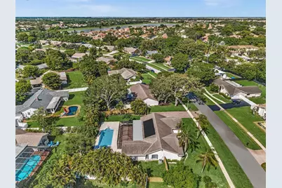 18232 S 104th Ter S, Boca Raton, FL 33498 - Photo 4