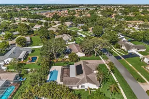 18232 S 104th Ter S, Boca Raton, FL 33498 - Photo 4