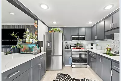 527 Brittany K #527, Delray Beach, FL 33446 - Photo 4