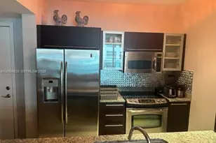 950 Brickell Bay Dr, Miami, FL 33131 - Photo 10