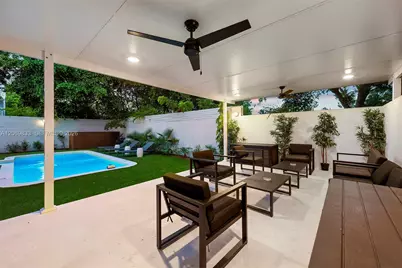 1019 NE 87th St, Miami, FL 33138 - Photo 2