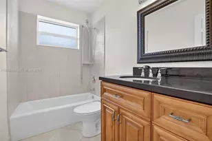 7118 E Tropical Way, Plantation, FL 33317 - Photo 34