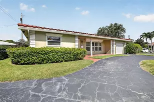 7118 E Tropical Way, Plantation, FL 33317 - Photo 4