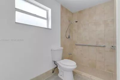 9999 NW 25th Ter, Doral, FL 33172 - Photo 14