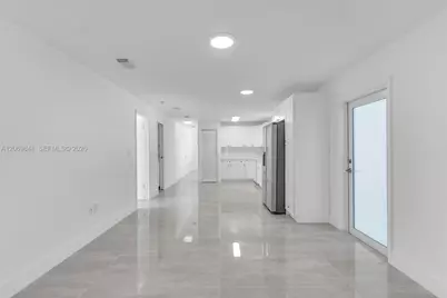 9999 NW 25th Ter, Doral, FL 33172 - Photo 10
