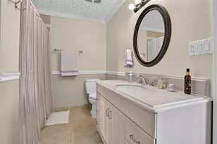 10725 NW 30th Pl, Sunrise, FL 33322 - Photo 26
