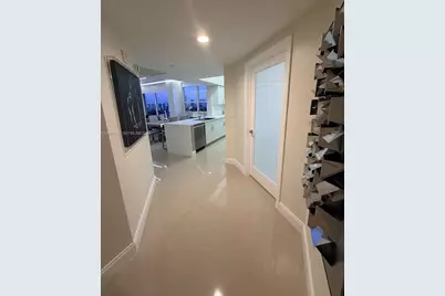 19501 W Country Club Dr #1004, Aventura, FL 33180 - Photo 4