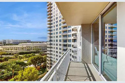 19501 W Country Club Dr #1004, Aventura, FL 33180 - Photo 14